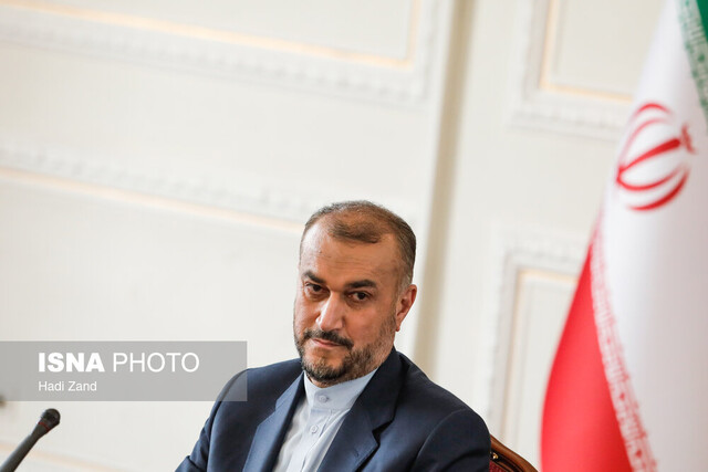وزیر امور خارجه: ما با هیچ طرفی در مورد لزوم احترام به تمامیت ارضی ایران اختلاف نظر نداریم وزیر امور خارجه: ما با هیچ طرفی در مورد لزوم احترام به تمامیت ارضی ایران اختلاف نظر نداریم