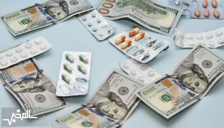 بانک مرکزی توپ ارز دارو را به زمین وزارت بهداشت انداخت